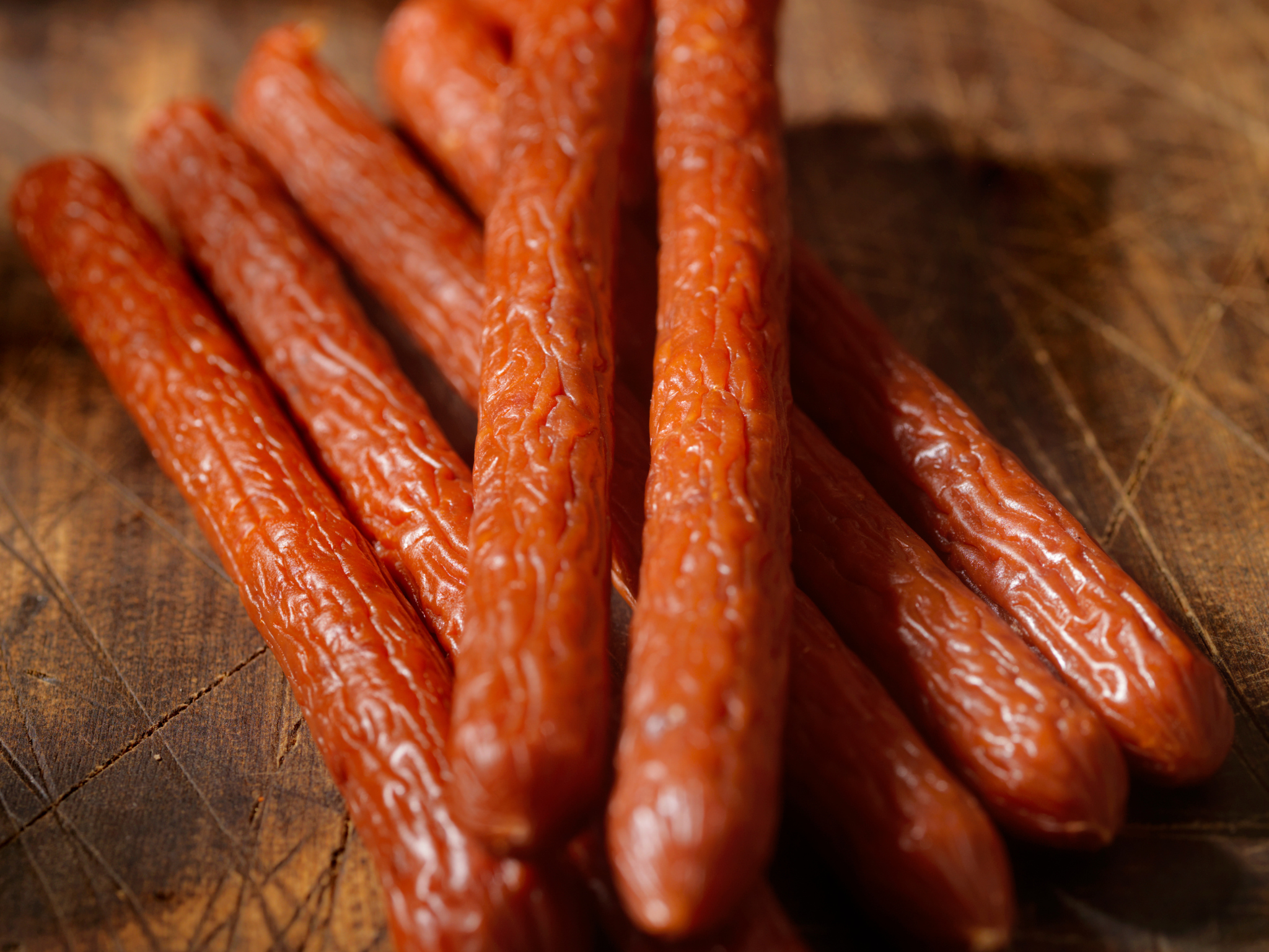 summer sausage vs snack sticks